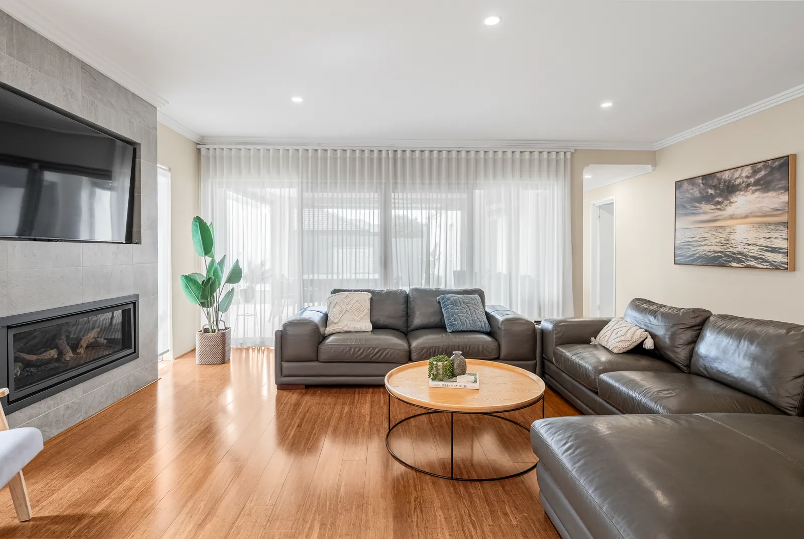 Real estate photography of a Perth home interior by Baker Production